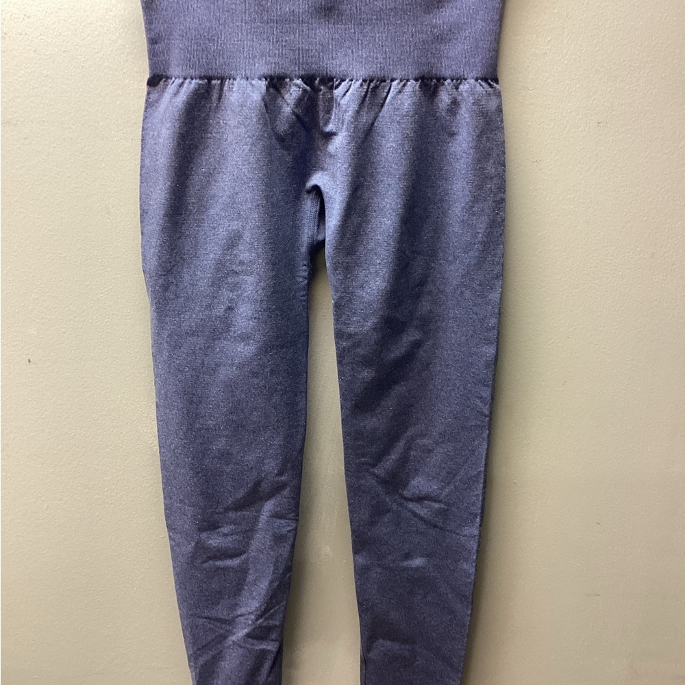 NVGTN Contour Seamless Leggings in Blue - Picture 2 of 3
